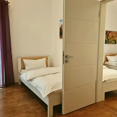 Apartment Gaestehaus Staudenschloss Apartment *